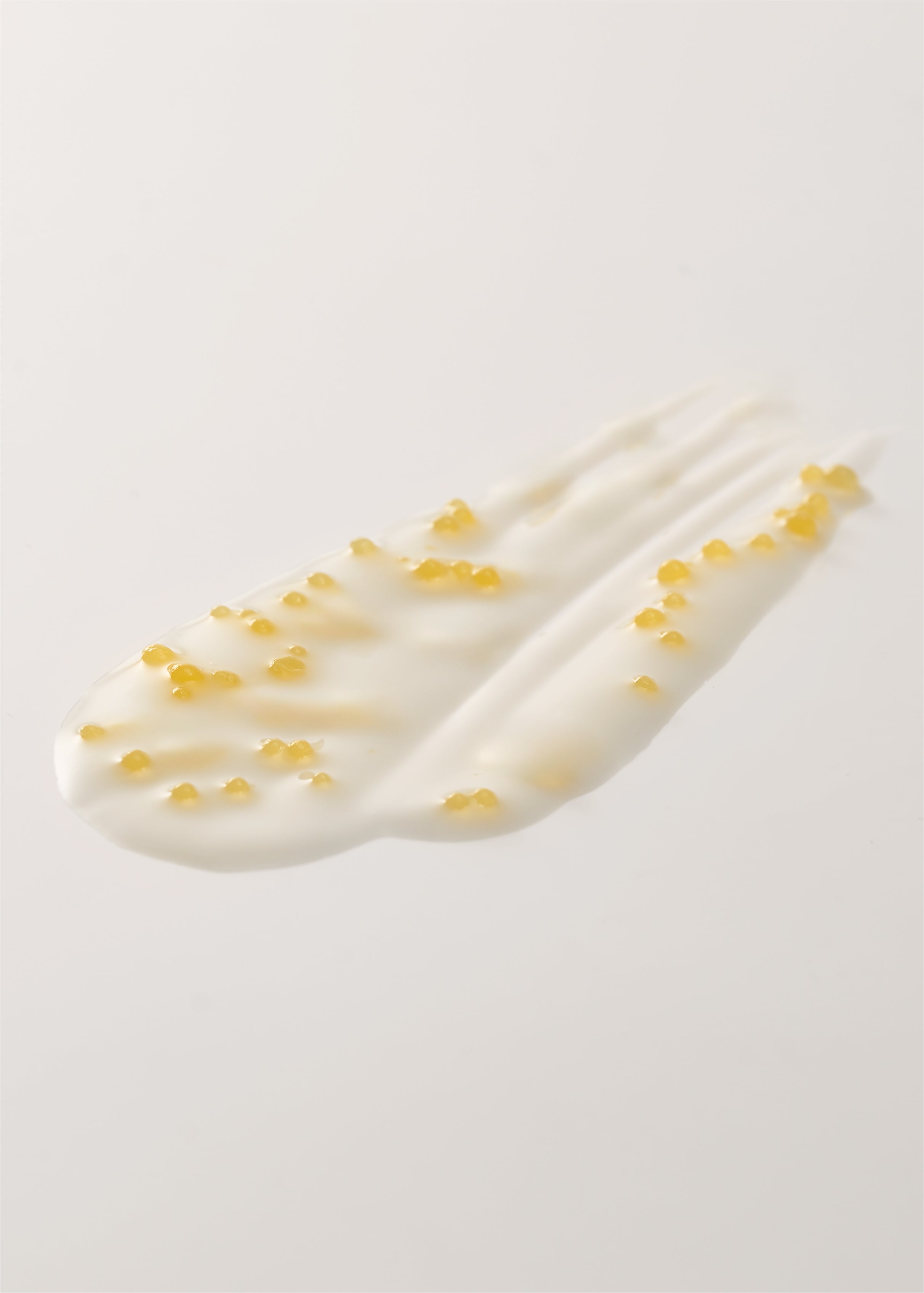 LUVUM AFTERGLOW YUJA VITA C Serum z kapsułkami z witaminą C i retinolem 30 ml #3