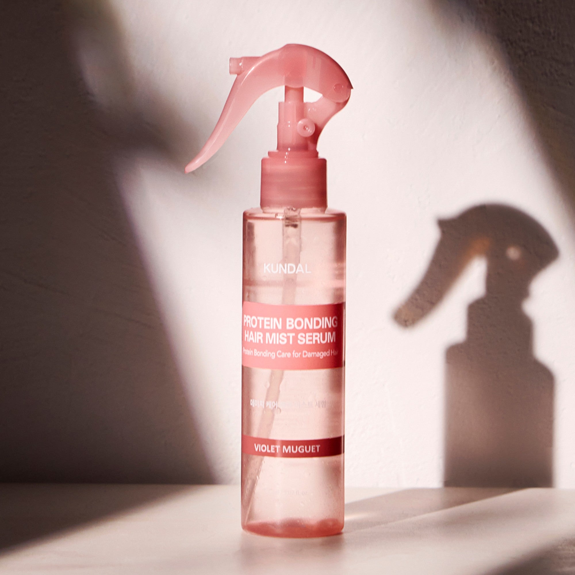 KUNDAL PROTEIN BONDING Intensywnie odżywiająca dwufazowa mgiełka-serum Violet Muguet 150 ml #5